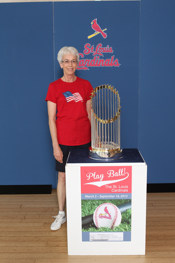 500 ©NELSON CHENAULT CLINTON CENTER presents ST LOUIS CARDINALS WORLD CHAMPIONSHIP TROPHY 070412