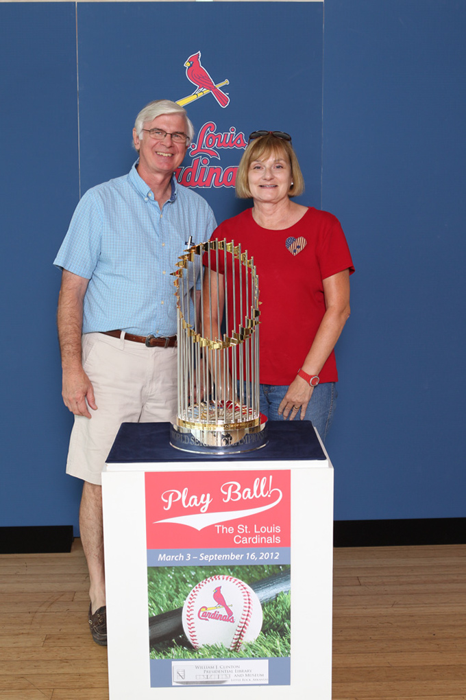 497 ©NELSON CHENAULT CLINTON CENTER presents ST LOUIS CARDINALS WORLD CHAMPIONSHIP TROPHY 070412