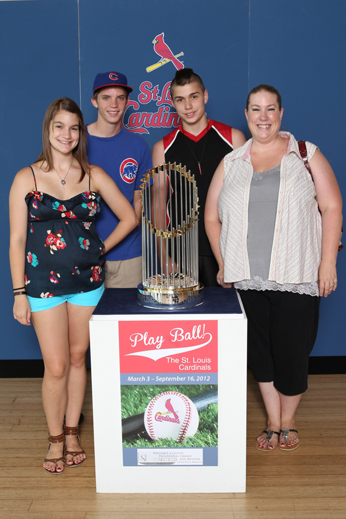 482 ©NELSON CHENAULT CLINTON CENTER presents ST LOUIS CARDINALS WORLD CHAMPIONSHIP TROPHY 070412