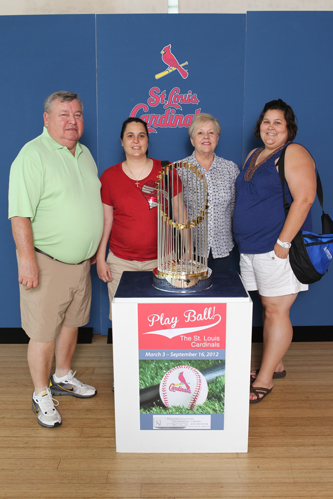 506 ©NELSON CHENAULT CLINTON CENTER presents ST LOUIS CARDINALS WORLD CHAMPIONSHIP TROPHY 070412