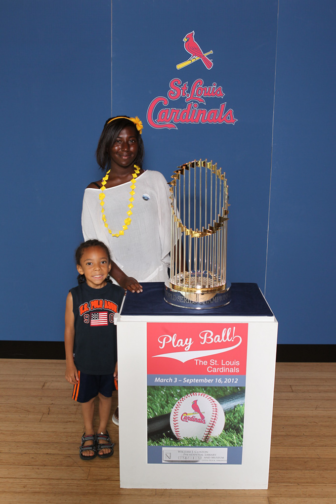 189 ©NELSON CHENAULT CLINTON CENTER presents ST LOUIS CARDINALS WORLD CHAMPIONSHIP TROPHY 070712