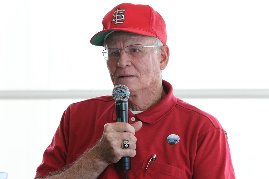 099 ©NELSON CHENAULT CLINTON CENTER presents ST LOUIS CARDINALS WORLD CHAMPIONSHIP TROPHY 070712