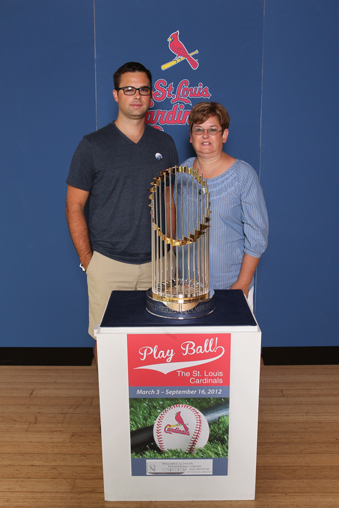 216 ©NELSON CHENAULT CLINTON CENTER presents ST LOUIS CARDINALS WORLD CHAMPIONSHIP TROPHY 070712