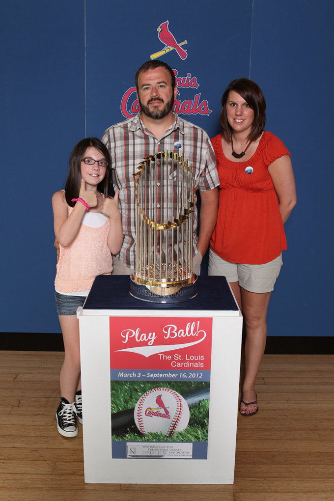 204 ©NELSON CHENAULT CLINTON CENTER presents ST LOUIS CARDINALS WORLD CHAMPIONSHIP TROPHY 070712