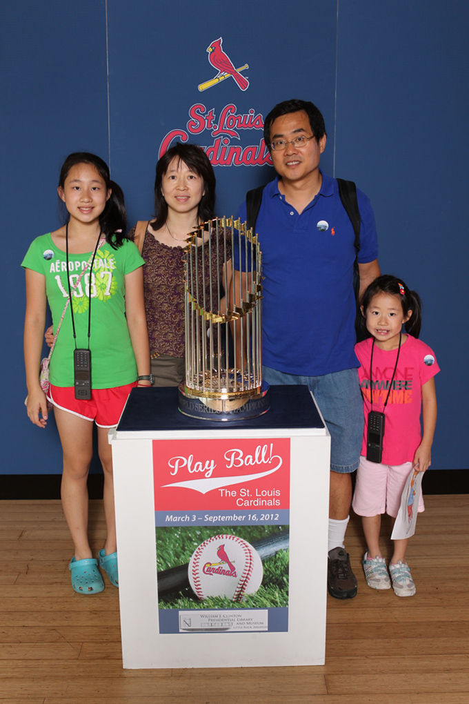 076 ©NELSON CHENAULT CLINTON CENTER presents ST LOUIS CARDINALS WORLD CHAMPIONSHIP TROPHY 070712