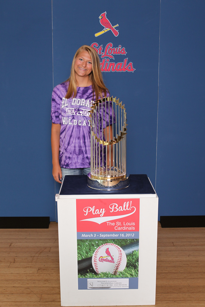 270 ©NELSON CHENAULT CLINTON CENTER presents ST LOUIS CARDINALS WORLD CHAMPIONSHIP TROPHY 070712