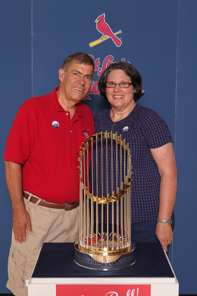 113 ©NELSON CHENAULT CLINTON CENTER presents ST LOUIS CARDINALS WORLD CHAMPIONSHIP TROPHY 070712