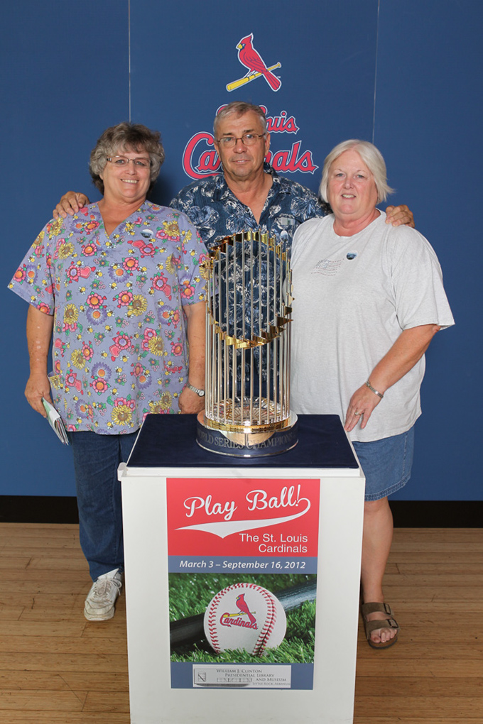 274 ©NELSON CHENAULT CLINTON CENTER presents ST LOUIS CARDINALS WORLD CHAMPIONSHIP TROPHY 070712
