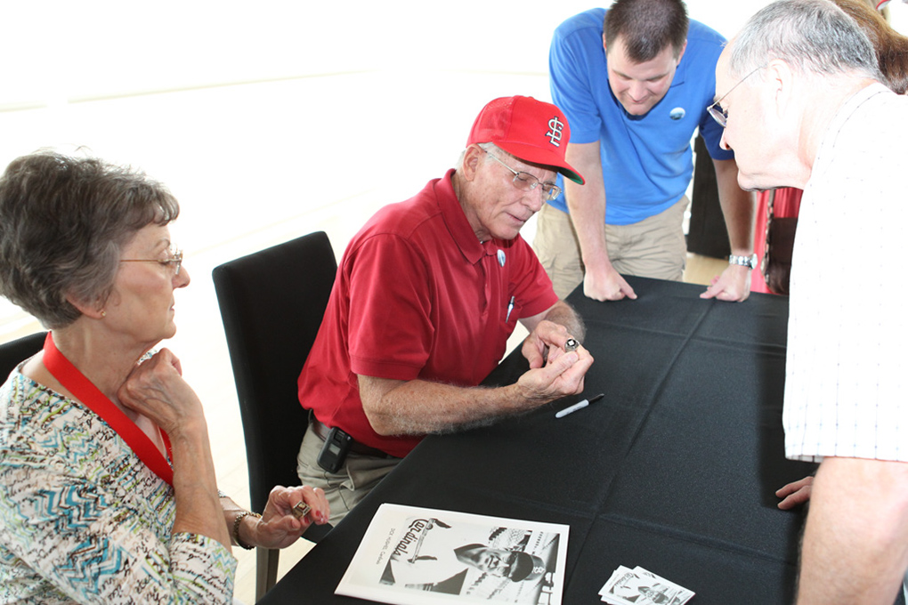 252 ©NELSON CHENAULT CLINTON CENTER presents ST LOUIS CARDINALS WORLD CHAMPIONSHIP TROPHY 070712