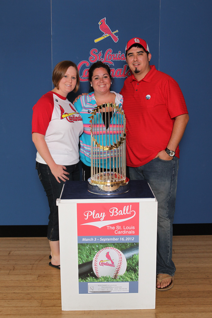 08 ©NELSON CHENAULT CLINTON LIBRARY presents ST LOUIS CARDINALS WORLD CHAMPIONSHIP TROPHY 070812